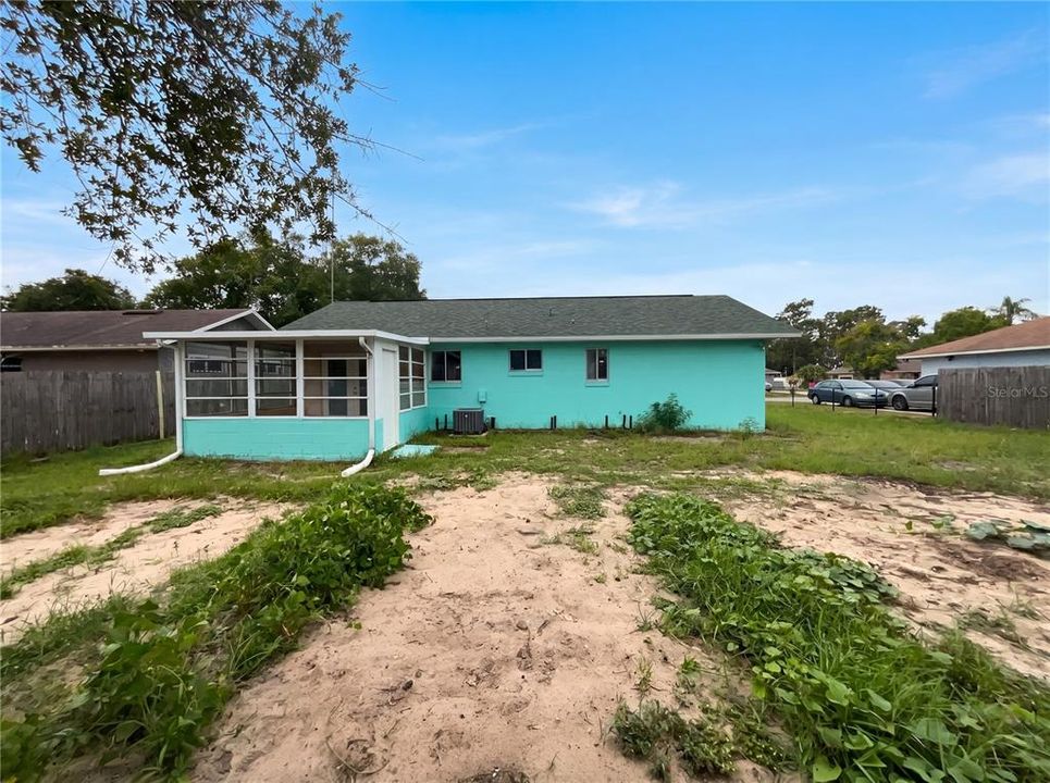 En Venta: $270,000 (3 camas, 2 baños, 1125 Pies cuadrados)