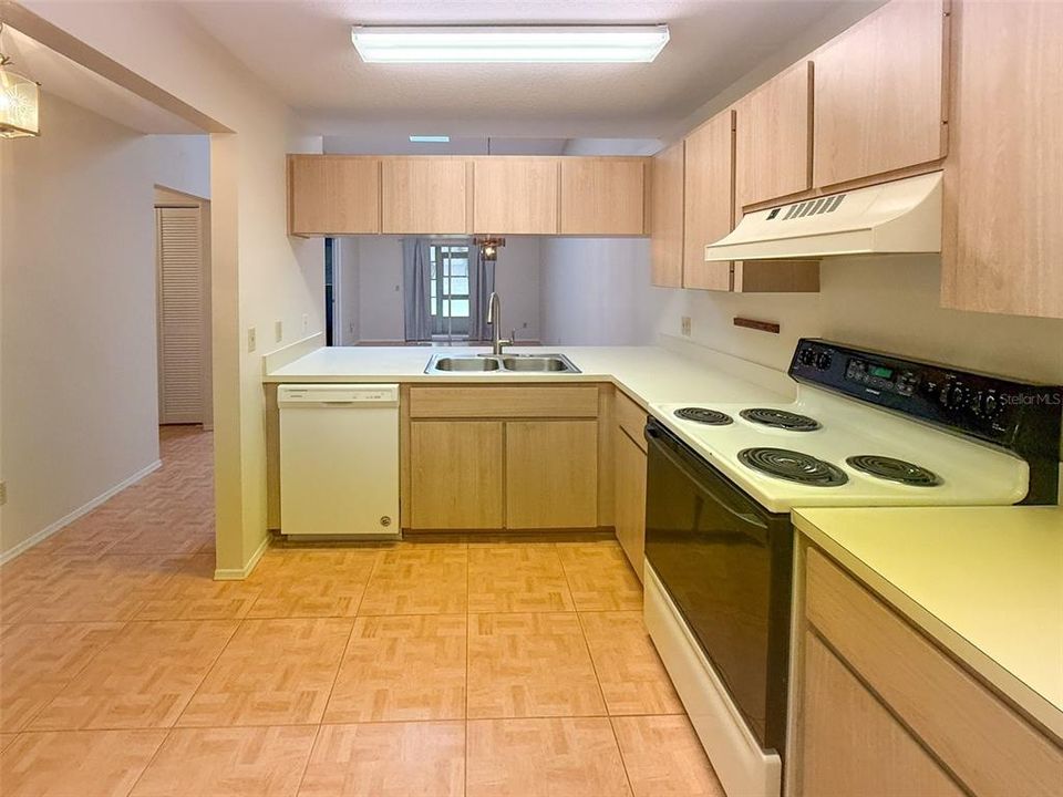 En Venta: $174,900 (2 camas, 1 baños, 940 Pies cuadrados)