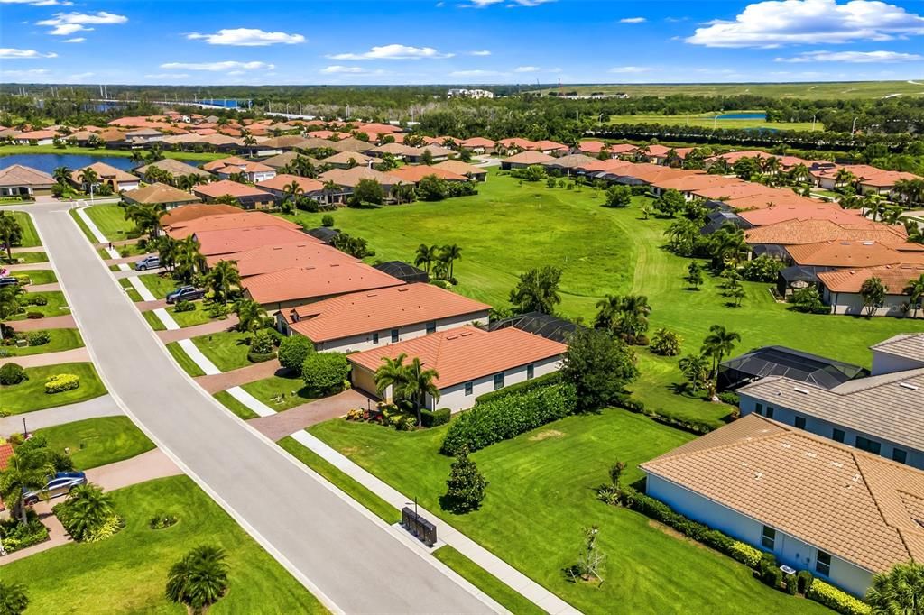 На продажу: $575,000 (3 спален, 2 ванн, 1659 Квадратных фут)