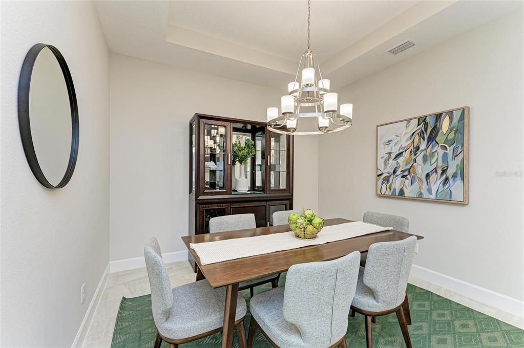Active With Contract: $514,900 (2 beds, 2 baths, 1533 Square Feet)