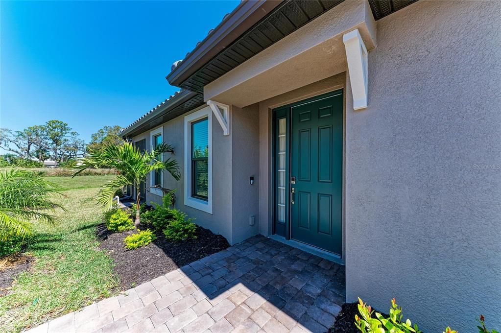 Active With Contract: $514,900 (2 beds, 2 baths, 1533 Square Feet)