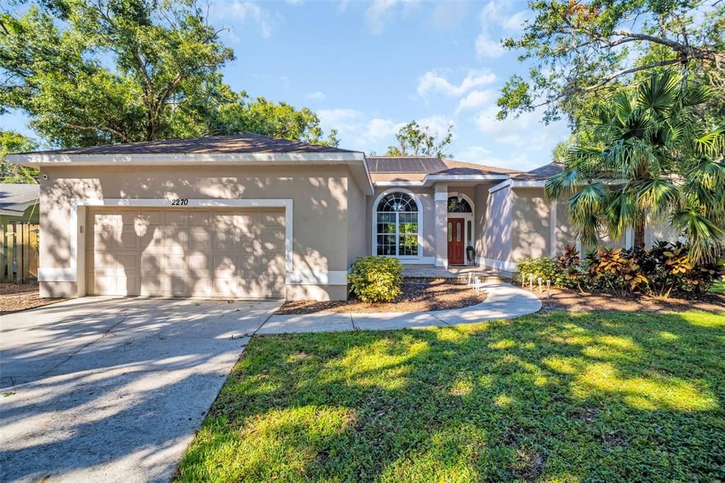 Active With Contract: $699,900 (4 beds, 2 baths, 2404 Square Feet)