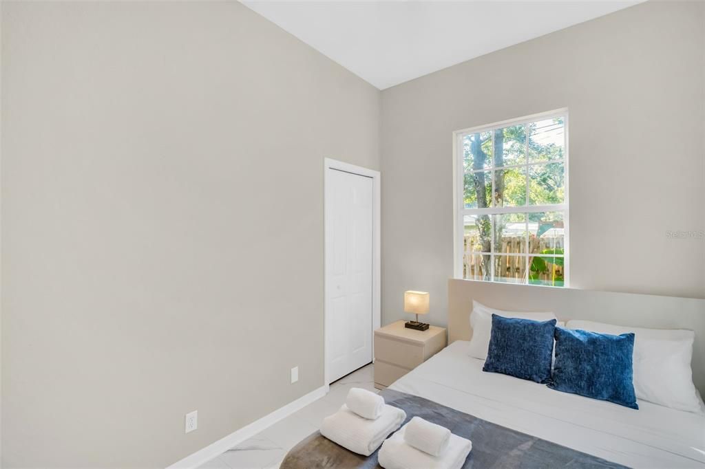 Active With Contract: $699,900 (4 beds, 2 baths, 2404 Square Feet)