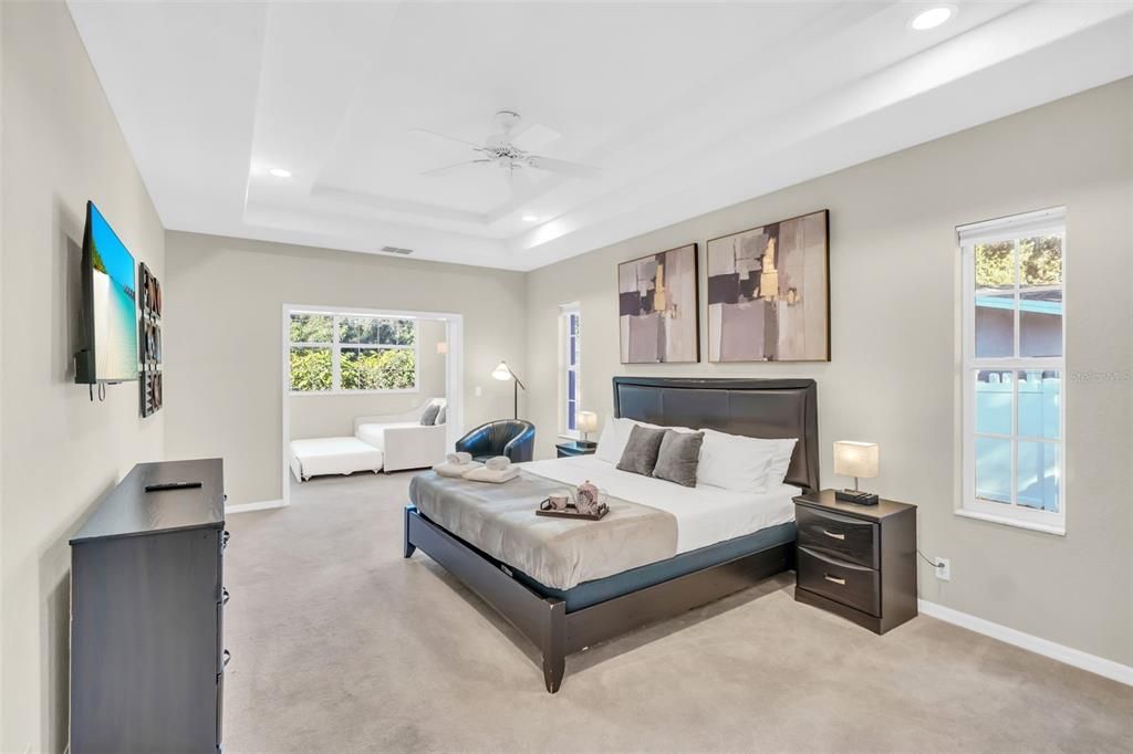 Active With Contract: $699,900 (4 beds, 2 baths, 2404 Square Feet)
