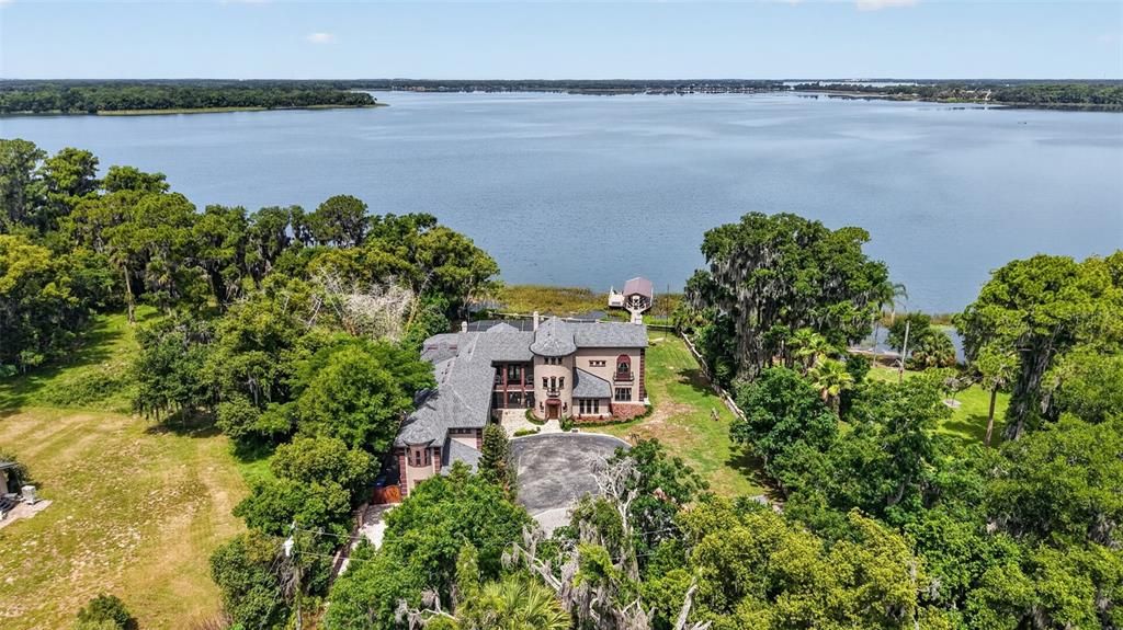 En Venta: $1,499,000 (6 camas, 6 baños, 7485 Pies cuadrados)
