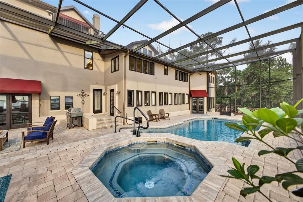 En Venta: $1,499,000 (6 camas, 6 baños, 7485 Pies cuadrados)