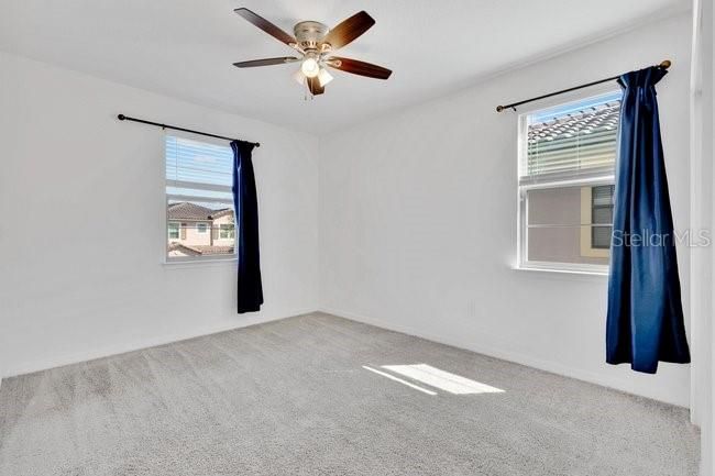 В аренду: $4,200 (5 спален, 4 ванн, 3346 Квадратных фут)