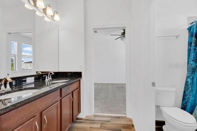 В аренду: $4,200 (5 спален, 4 ванн, 3346 Квадратных фут)