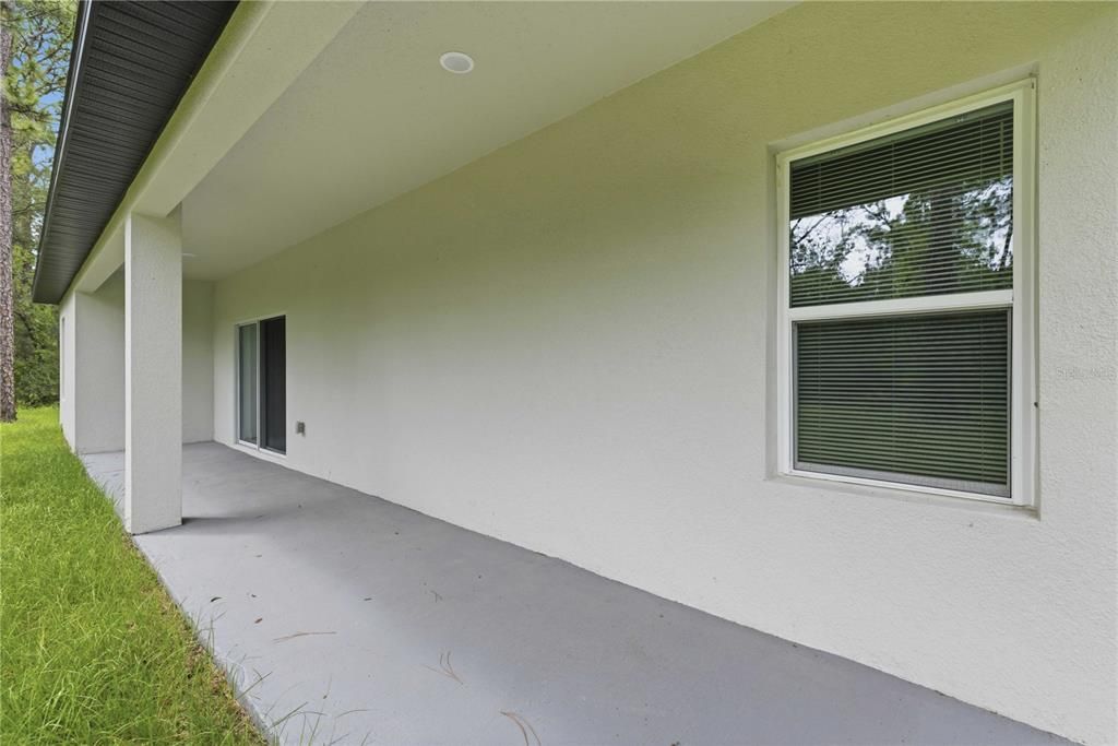 For Sale: $284,900 (4 beds, 2 baths, 1661 Square Feet)