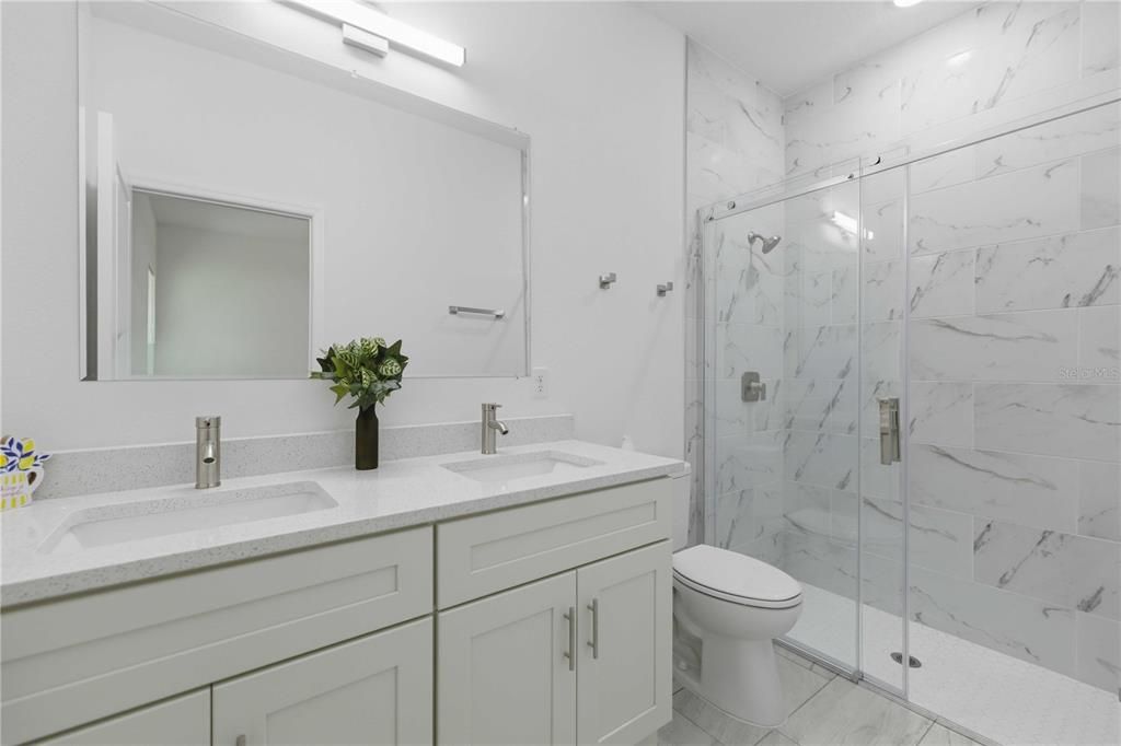 For Sale: $284,900 (4 beds, 2 baths, 1661 Square Feet)