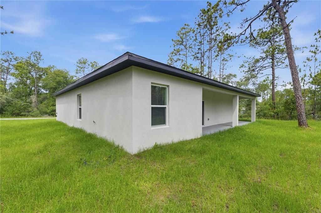 For Sale: $284,900 (4 beds, 2 baths, 1661 Square Feet)