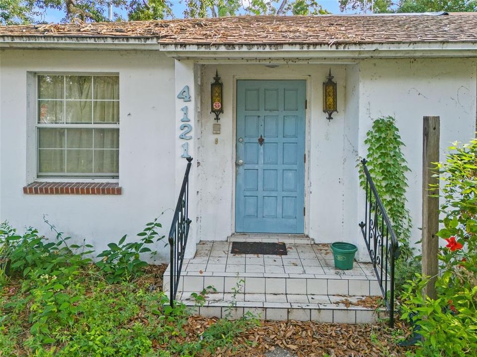 En Venta: $750,000 (0.23 acres)