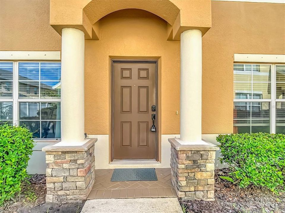 For Sale: $240,000 (3 beds, 2 baths, 1364 Square Feet)