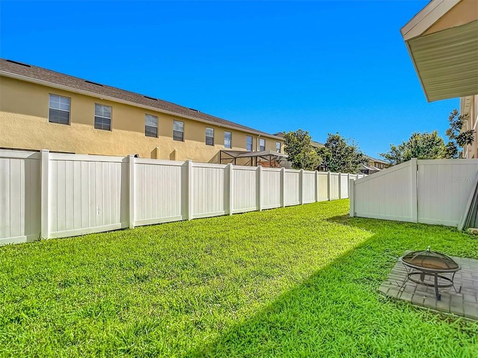 For Sale: $240,000 (3 beds, 2 baths, 1364 Square Feet)