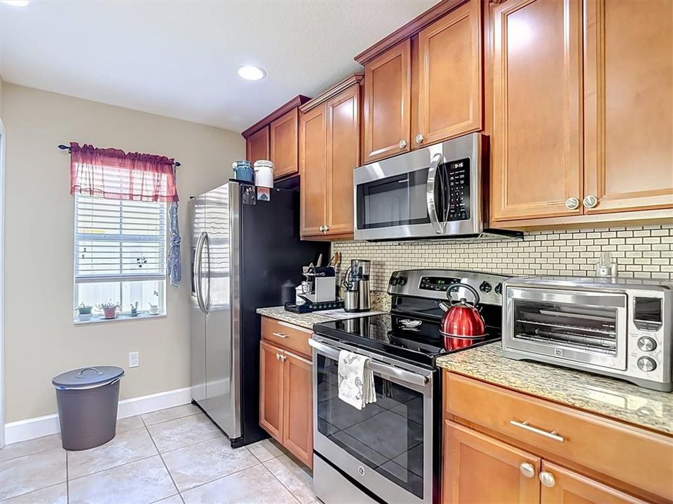 For Sale: $240,000 (3 beds, 2 baths, 1364 Square Feet)