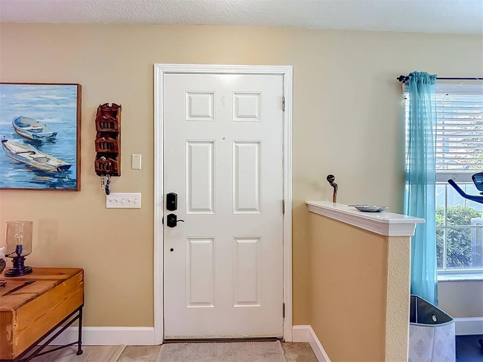 For Sale: $240,000 (3 beds, 2 baths, 1364 Square Feet)