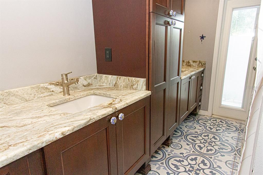 For Sale: $485,000 (2 beds, 2 baths, 1540 Square Feet)