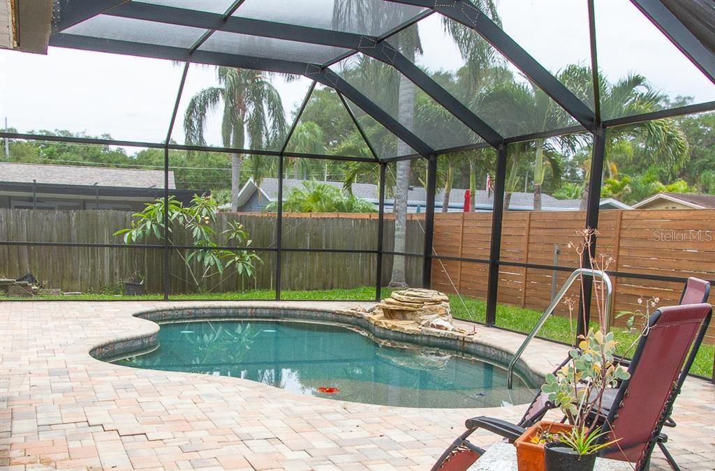 For Sale: $485,000 (2 beds, 2 baths, 1540 Square Feet)