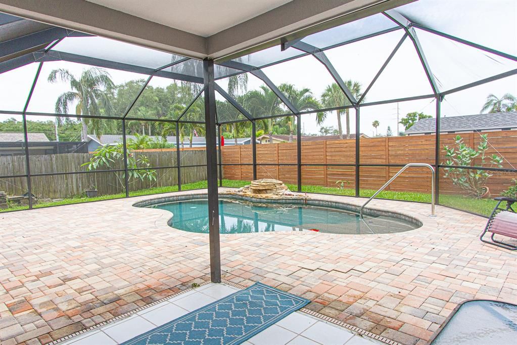 For Sale: $485,000 (2 beds, 2 baths, 1540 Square Feet)