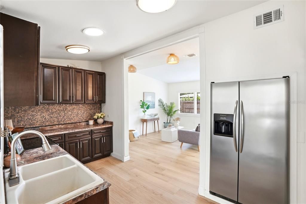 En Venta: $299,900 (2 camas, 1 baños, 849 Pies cuadrados)
