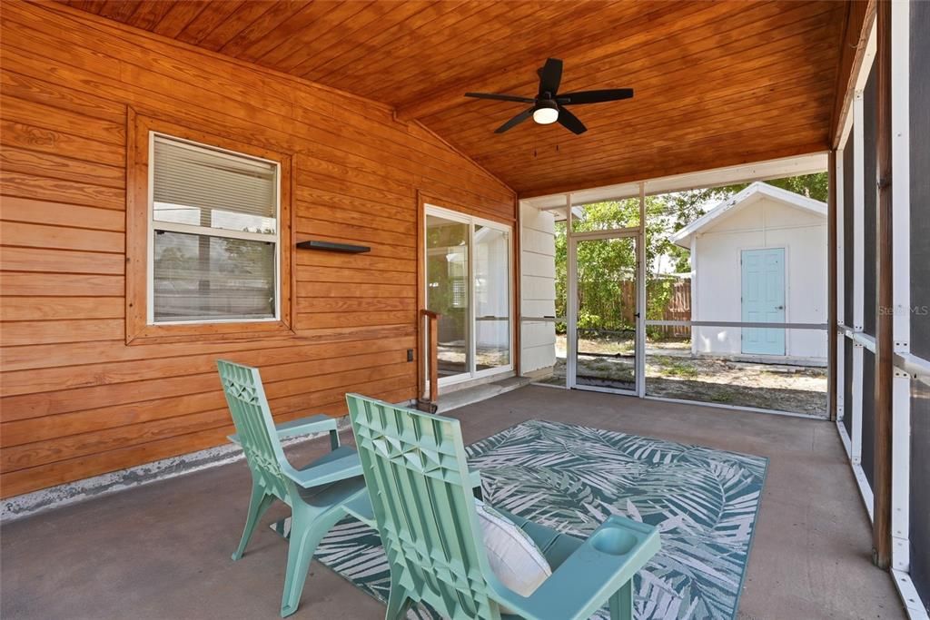 En Venta: $299,900 (2 camas, 1 baños, 849 Pies cuadrados)