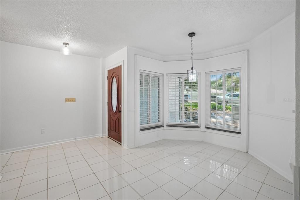 На продажу: $325,000 (3 спален, 2 ванн, 1942 Квадратных фут)