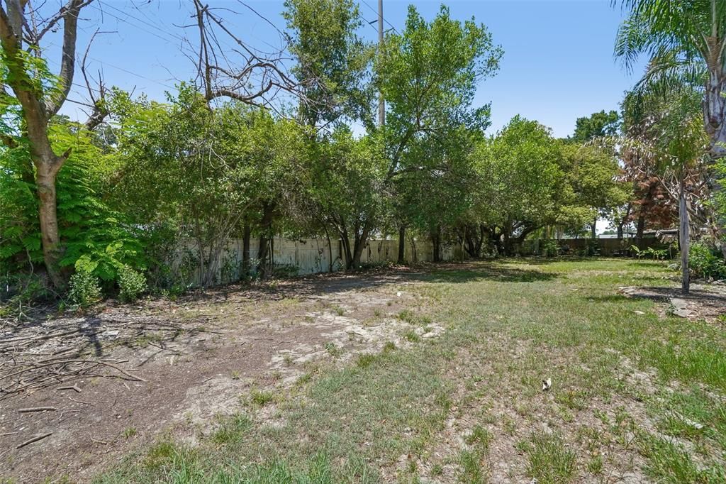 На продажу: $325,000 (3 спален, 2 ванн, 1942 Квадратных фут)
