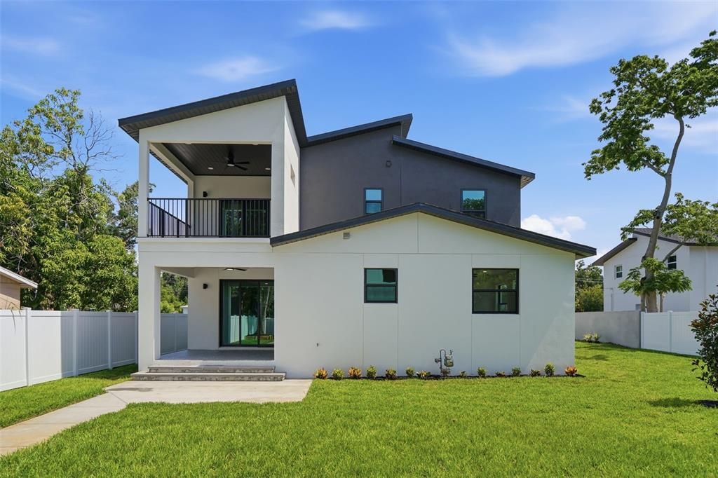 For Sale: $1,250,000 (4 beds, 2 baths, 3345 Square Feet)