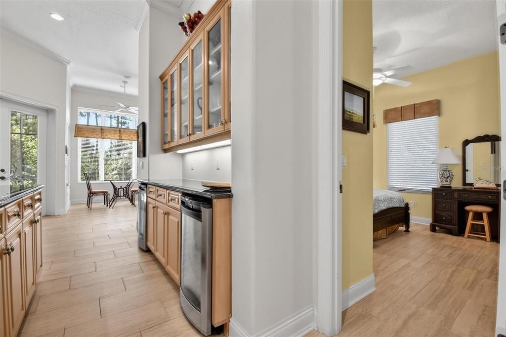 For Sale: $769,000 (3 beds, 2 baths, 2643 Square Feet)