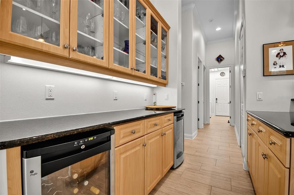 For Sale: $769,000 (3 beds, 2 baths, 2643 Square Feet)