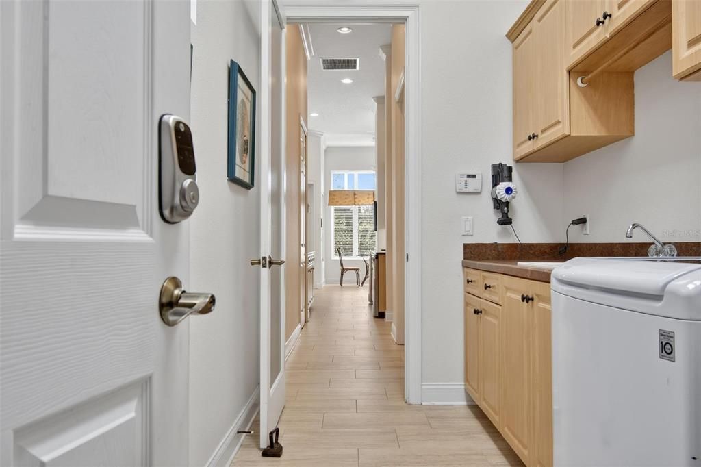 For Sale: $769,000 (3 beds, 2 baths, 2643 Square Feet)