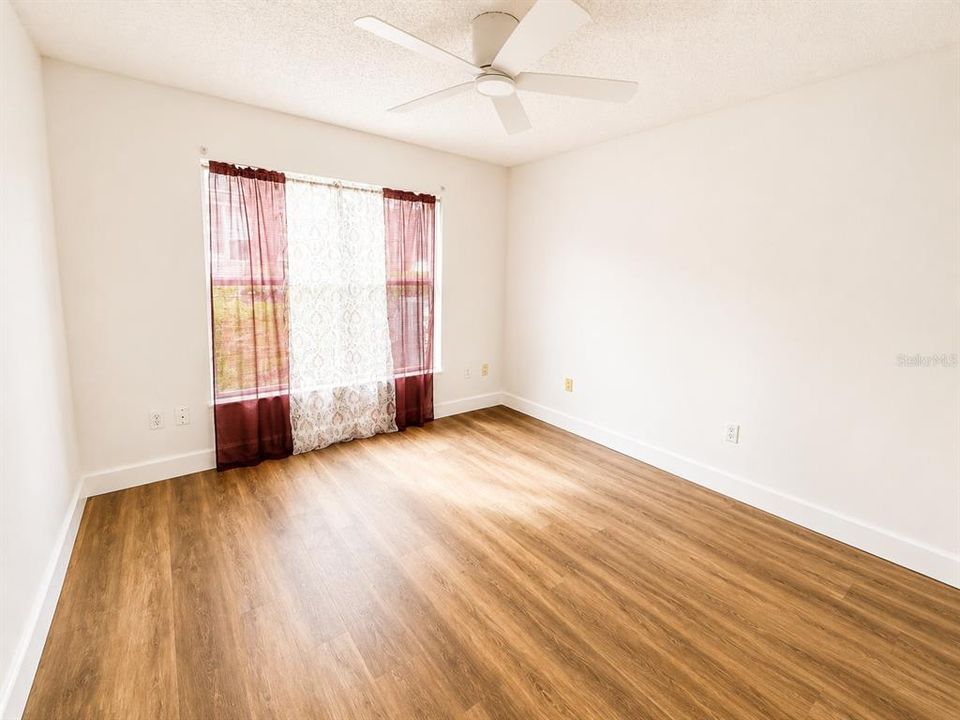 En Renta: $2,300 (3 camas, 2 baños, 1896 Pies cuadrados)