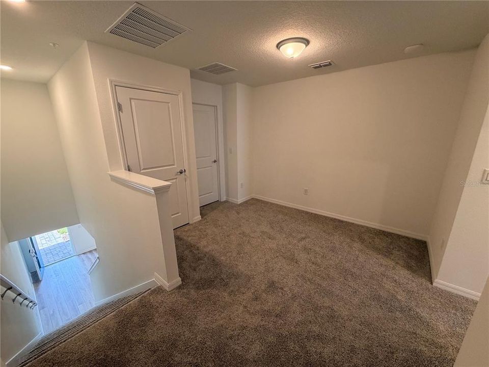 В аренду: $2,600 (3 спален, 2 ванн, 1683 Квадратных фут)