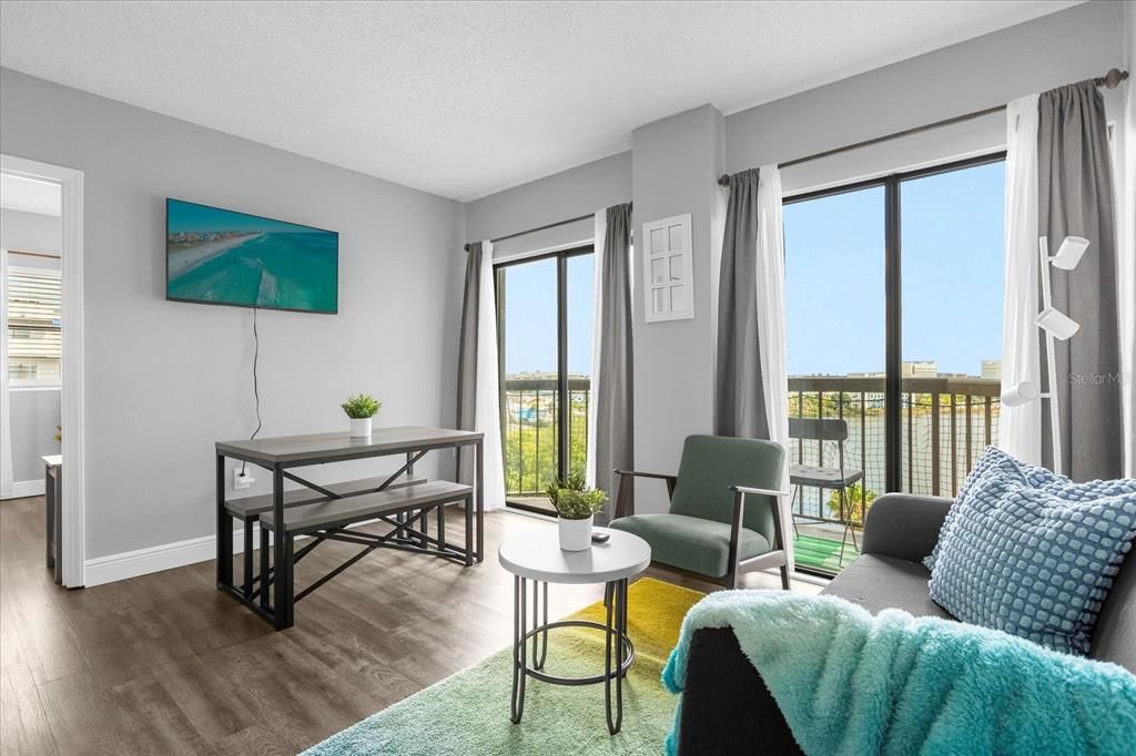 En Venta: $295,000 (2 camas, 2 baños, 578 Pies cuadrados)
