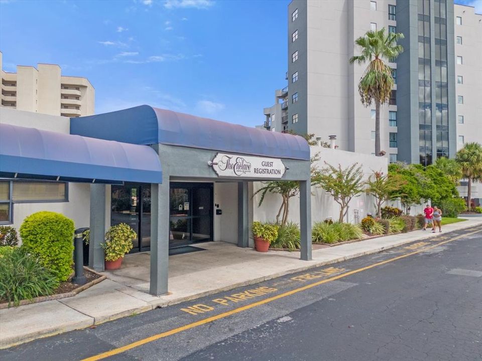 En Venta: $295,000 (2 camas, 2 baños, 578 Pies cuadrados)