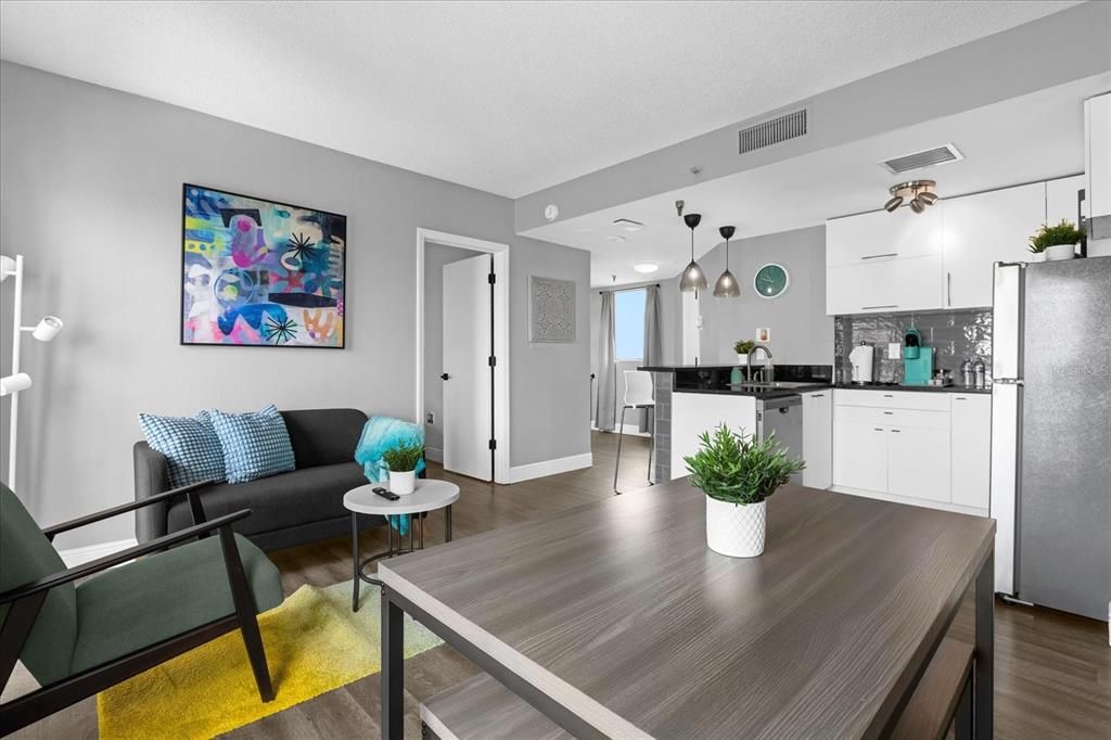 En Venta: $295,000 (2 camas, 2 baños, 578 Pies cuadrados)