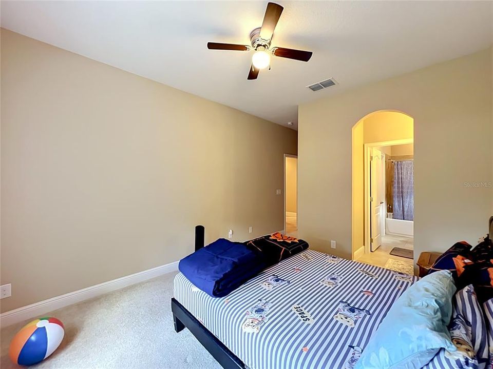 For Sale: $810,000 (4 beds, 3 baths, 3675 Square Feet)