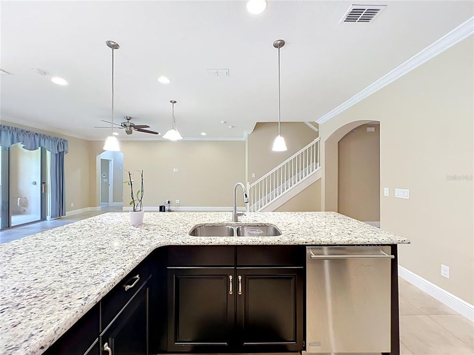 For Sale: $810,000 (4 beds, 3 baths, 3675 Square Feet)