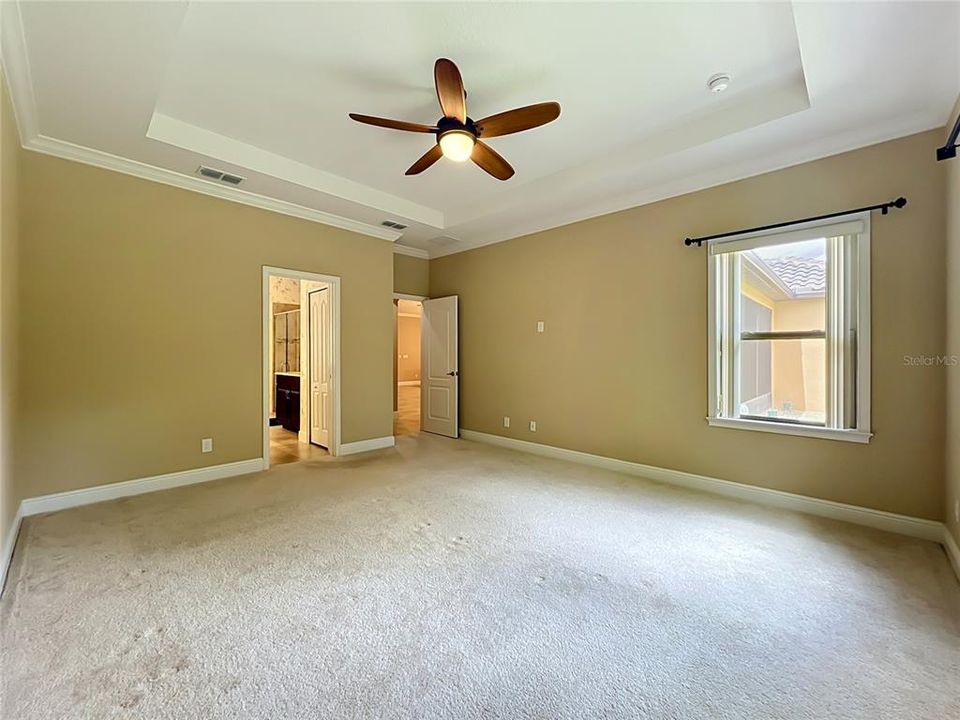 For Sale: $810,000 (4 beds, 3 baths, 3675 Square Feet)