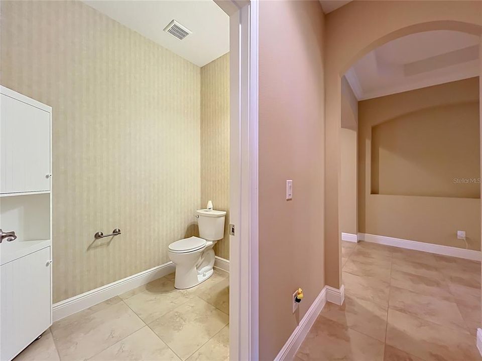 For Sale: $810,000 (4 beds, 3 baths, 3675 Square Feet)