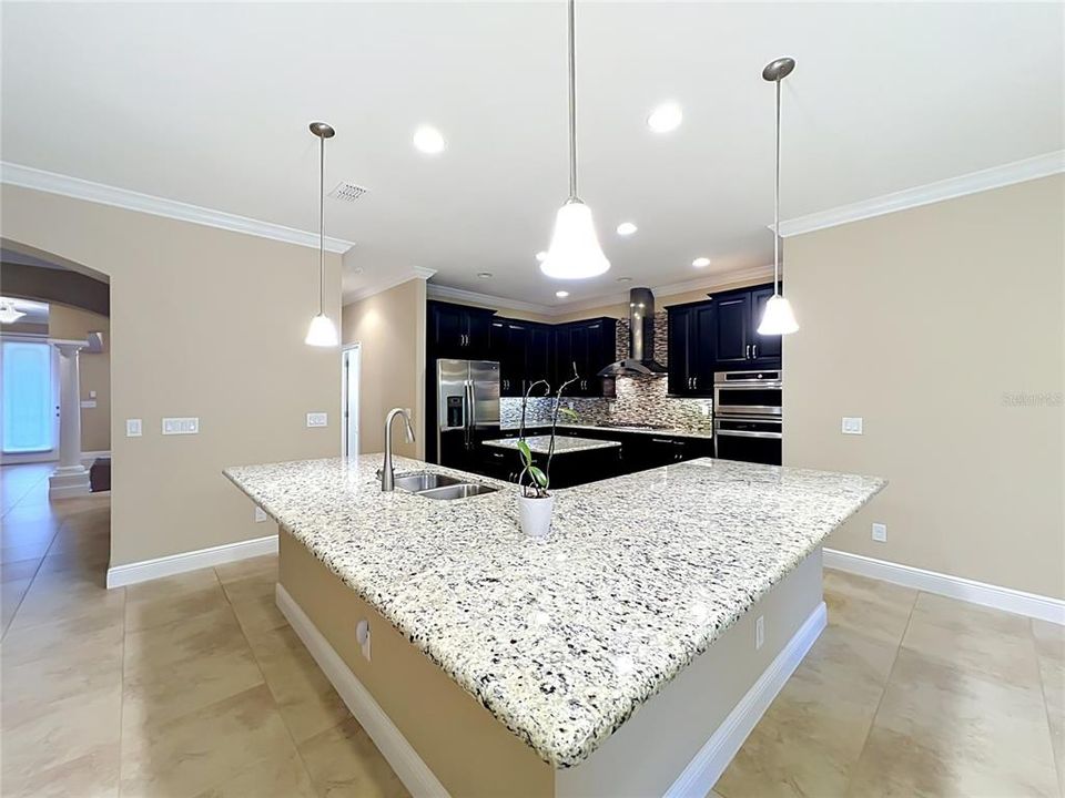For Sale: $810,000 (4 beds, 3 baths, 3675 Square Feet)