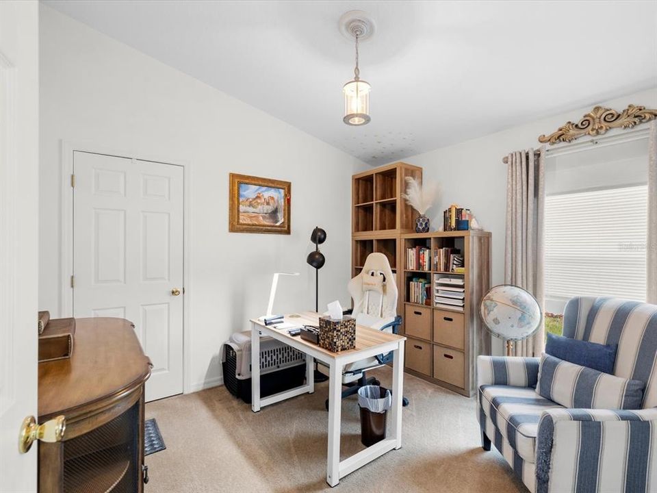 For Sale: $285,000 (3 beds, 2 baths, 1430 Square Feet)