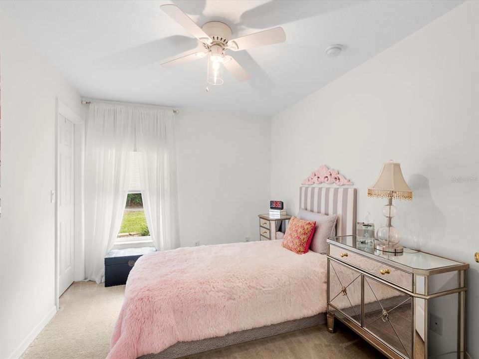 For Sale: $285,000 (3 beds, 2 baths, 1430 Square Feet)