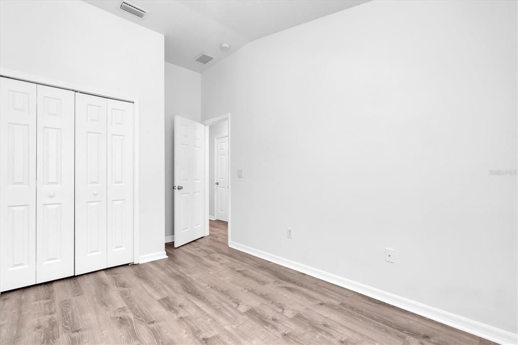 For Rent: $2,650 (3 beds, 2 baths, 1420 Square Feet)