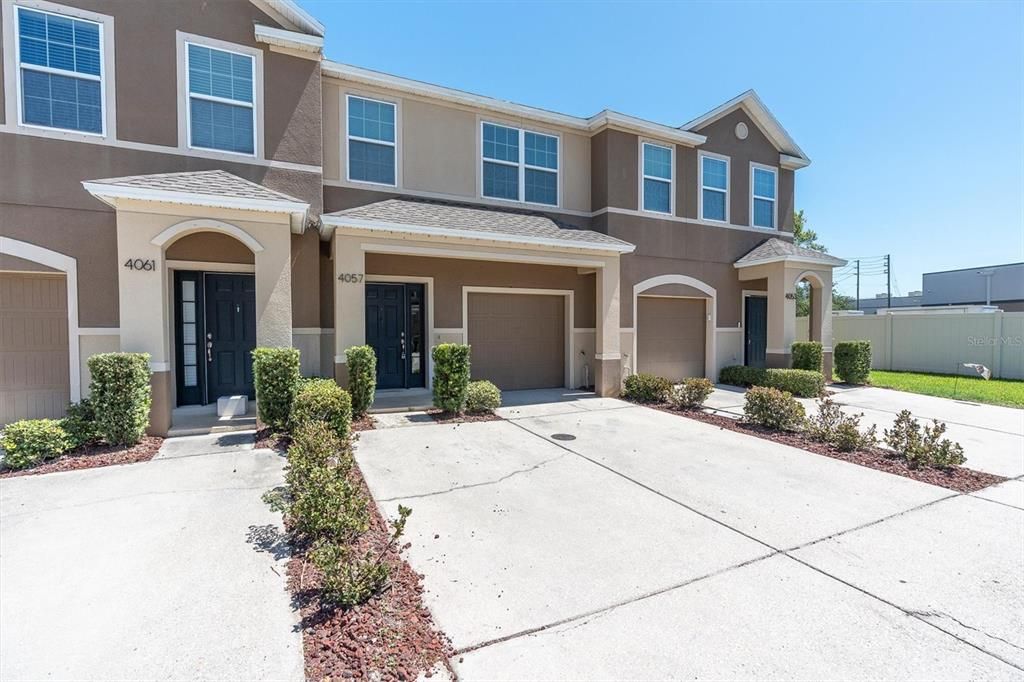 For Rent: $2,650 (3 beds, 2 baths, 1420 Square Feet)