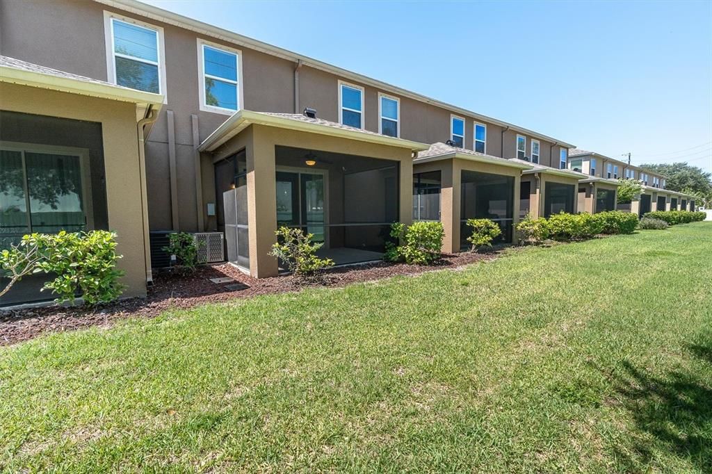 For Rent: $2,650 (3 beds, 2 baths, 1420 Square Feet)