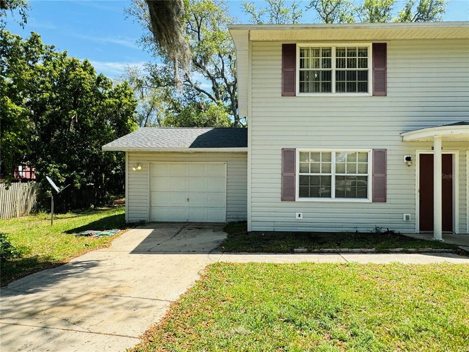 For Sale: $489,900 (4 beds, 2 baths, 2160 Square Feet)