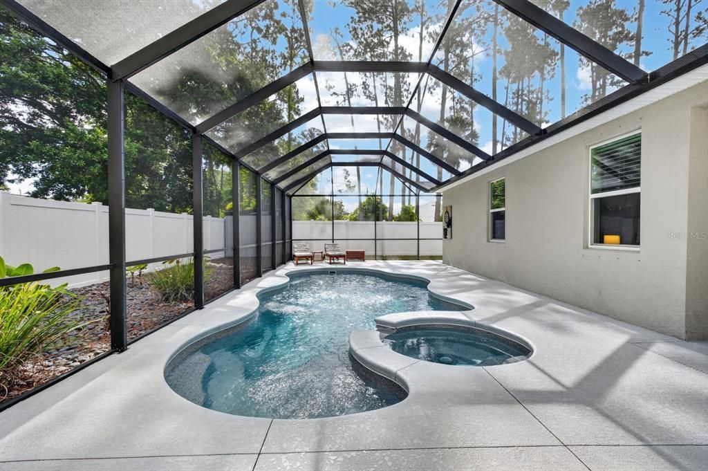 For Sale: $549,000 (4 beds, 3 baths, 2381 Square Feet)