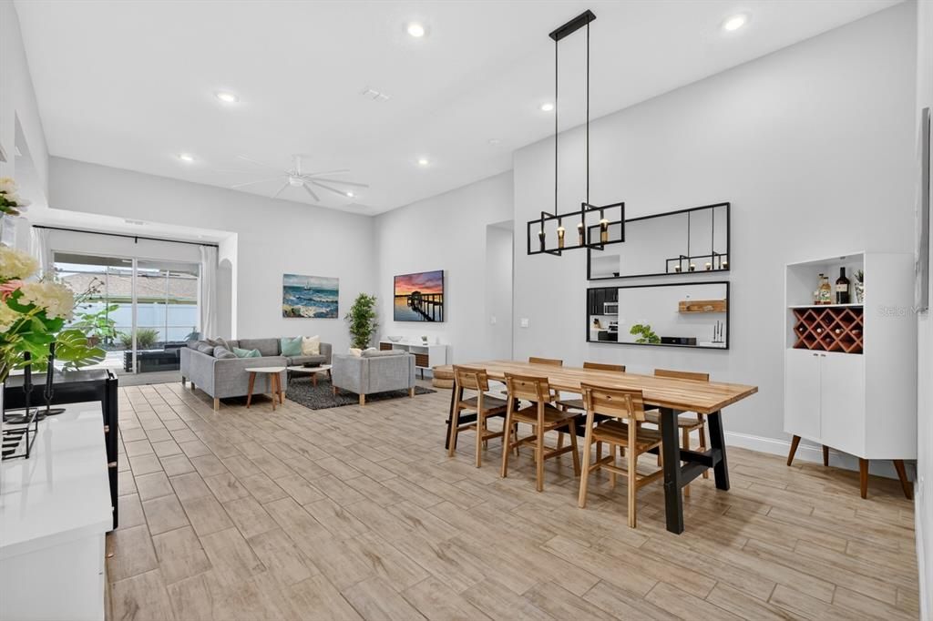 For Sale: $549,000 (4 beds, 3 baths, 2381 Square Feet)