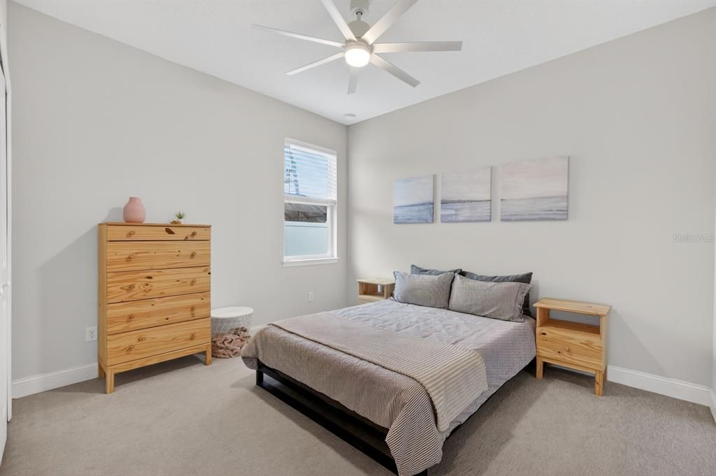 For Sale: $549,000 (4 beds, 3 baths, 2381 Square Feet)